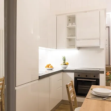 Elio Apartment *